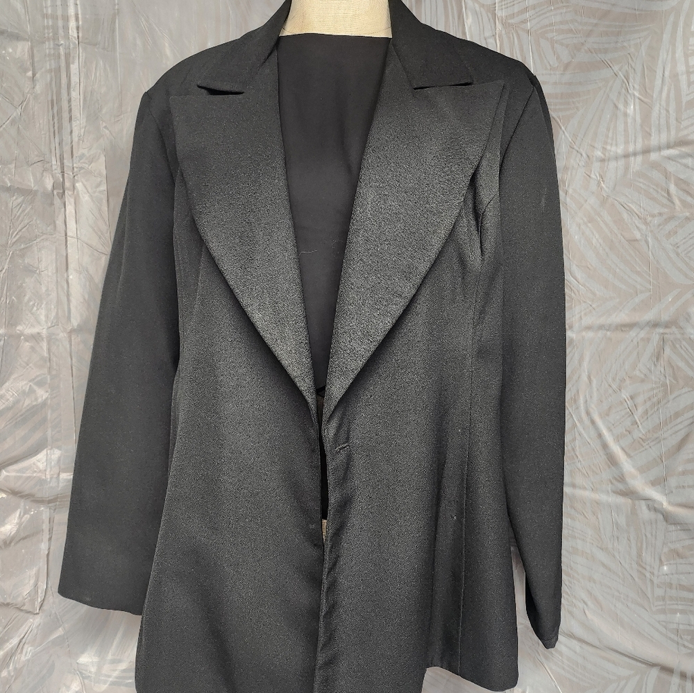 HW Collections - Black Blazer - Size XL